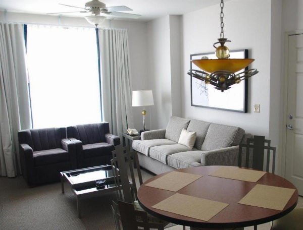 Club 36 Resort by ResortShare image 1